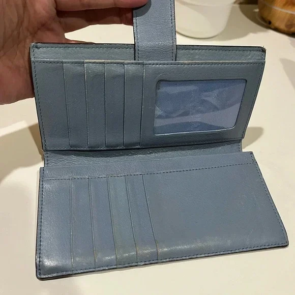 MCM Long Bifold Wallet - Picture 11 of 16